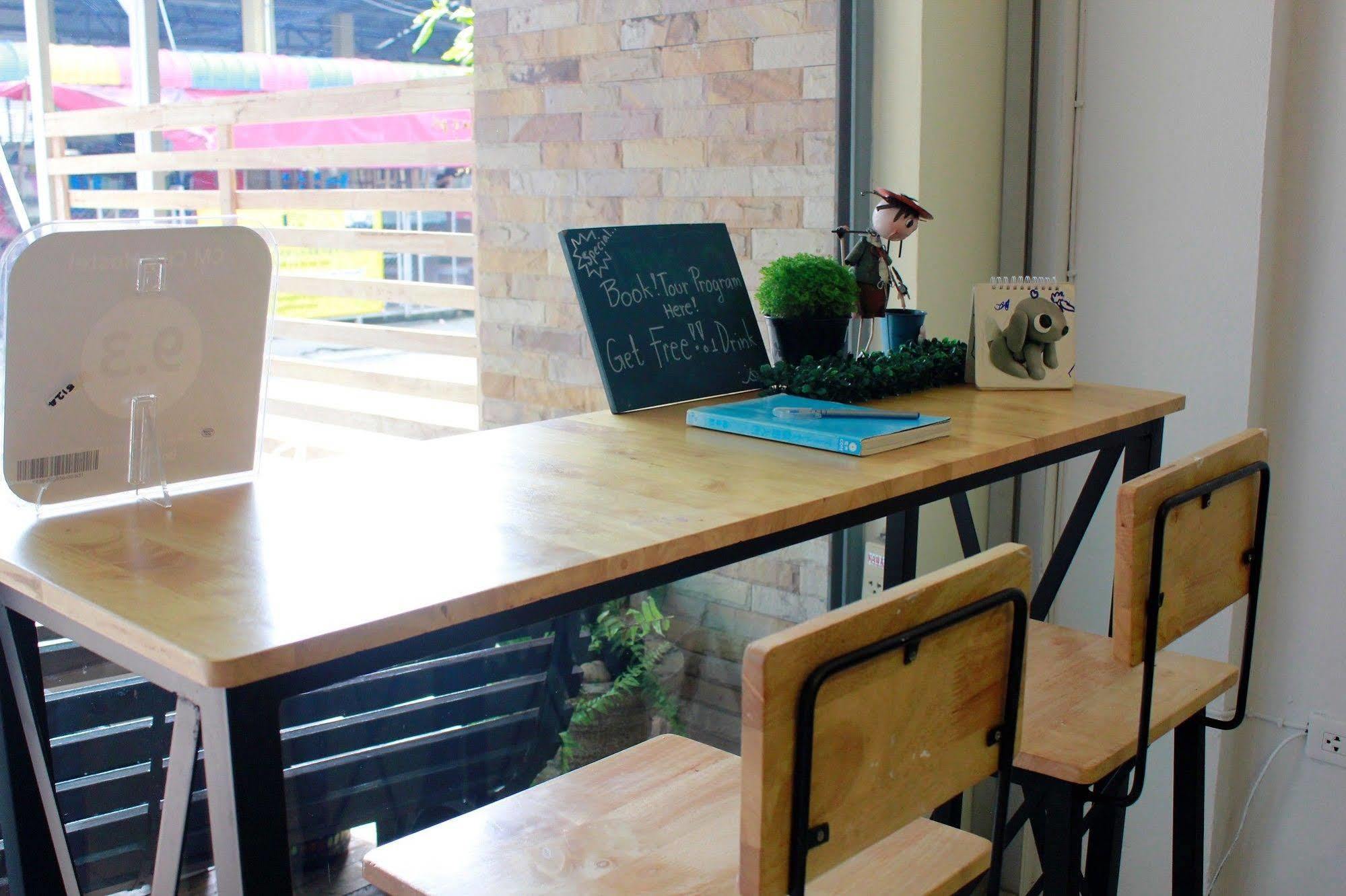 Cm City Hostel Chiang Mai Exterior photo